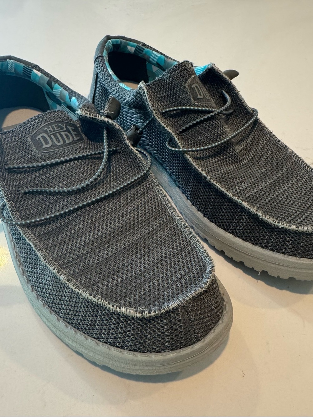 Hey Dude Men’s Slip-On Loafers in Charcoal with Light Gray Sole size 11-NWOT